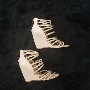 Express Wedges